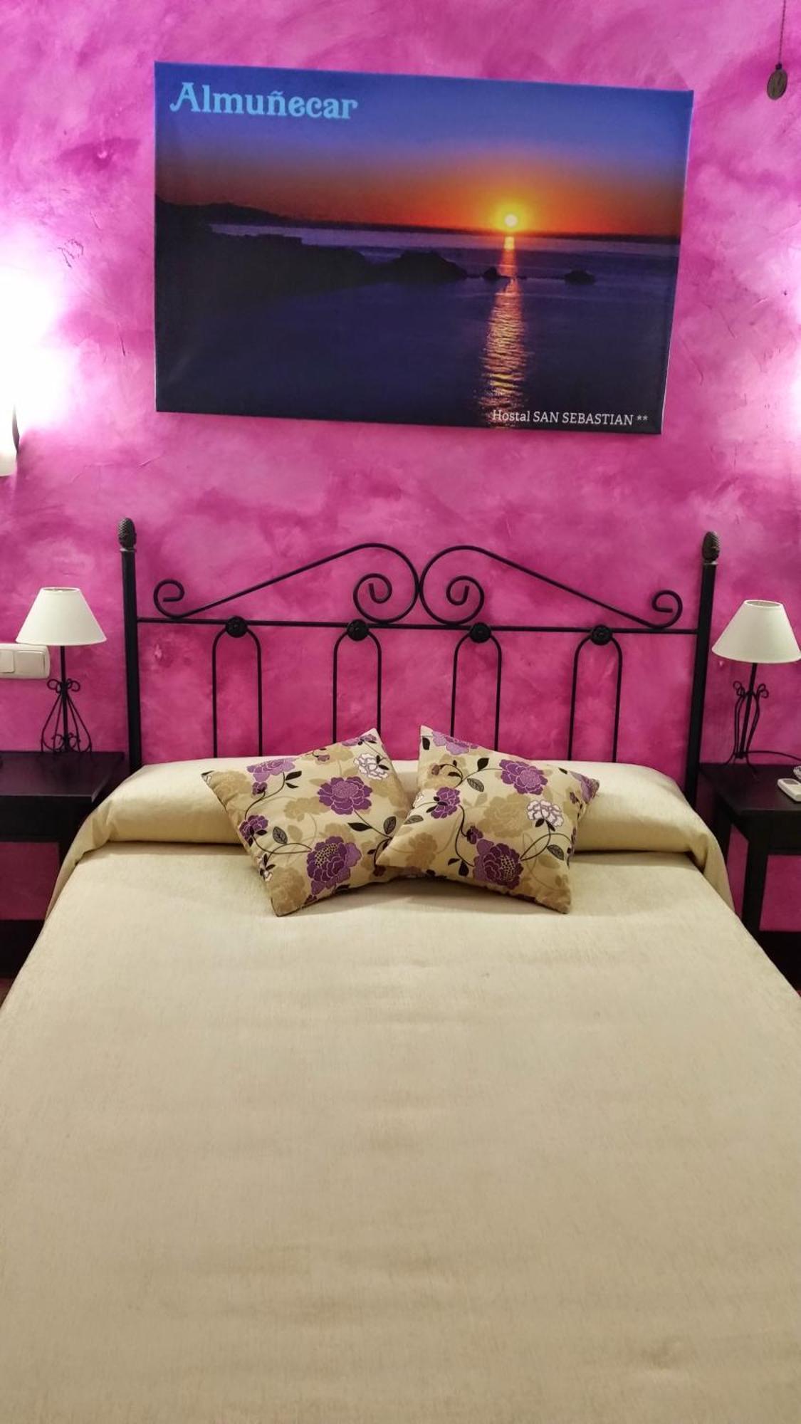 Hotel San Sebastian Альмуньекар Номер фото